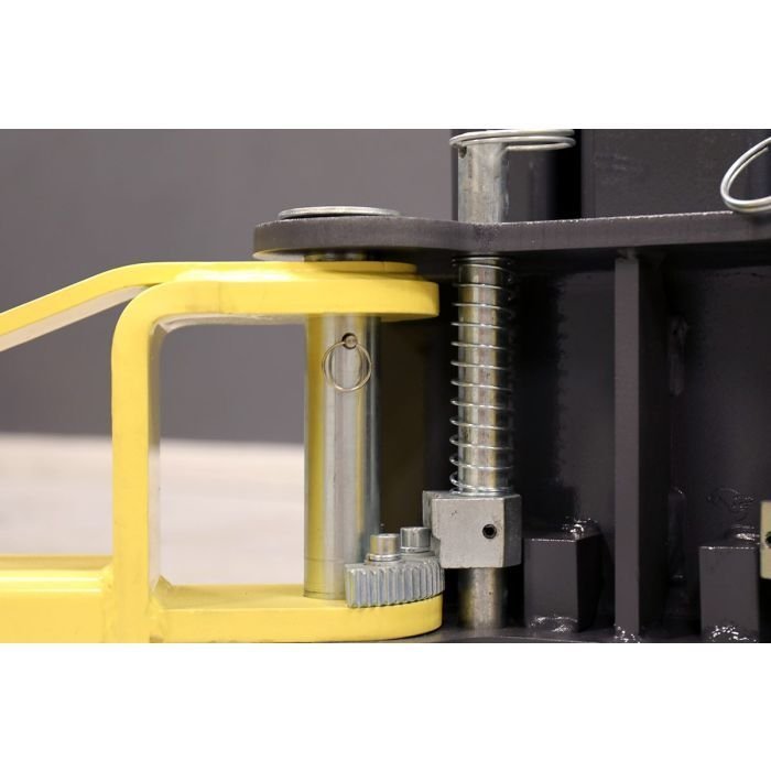 M7K Portable Two-Post Lift - Image 5